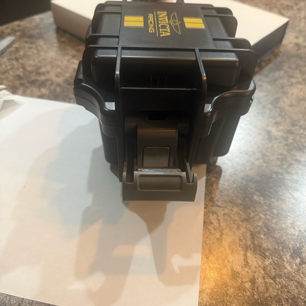 #130 Invicta Black and Yellow Racing Case, With Free Gift >\= Price Of Box - Picture 5 of 6